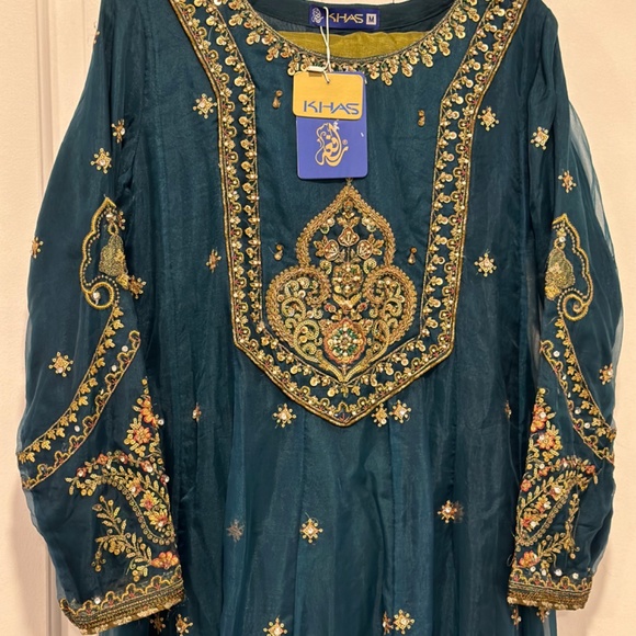 BRAND NEW 3PC SHALWAR KAMEEZ - Picture 2 of 4